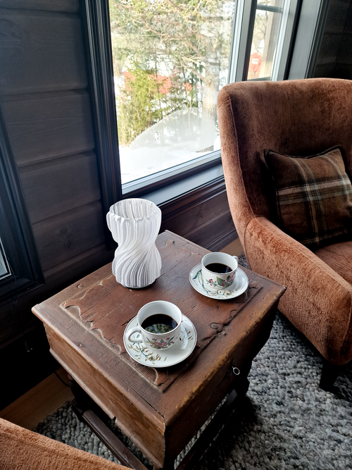 Mynd Glassklar Bordlampe i resirkulert plast