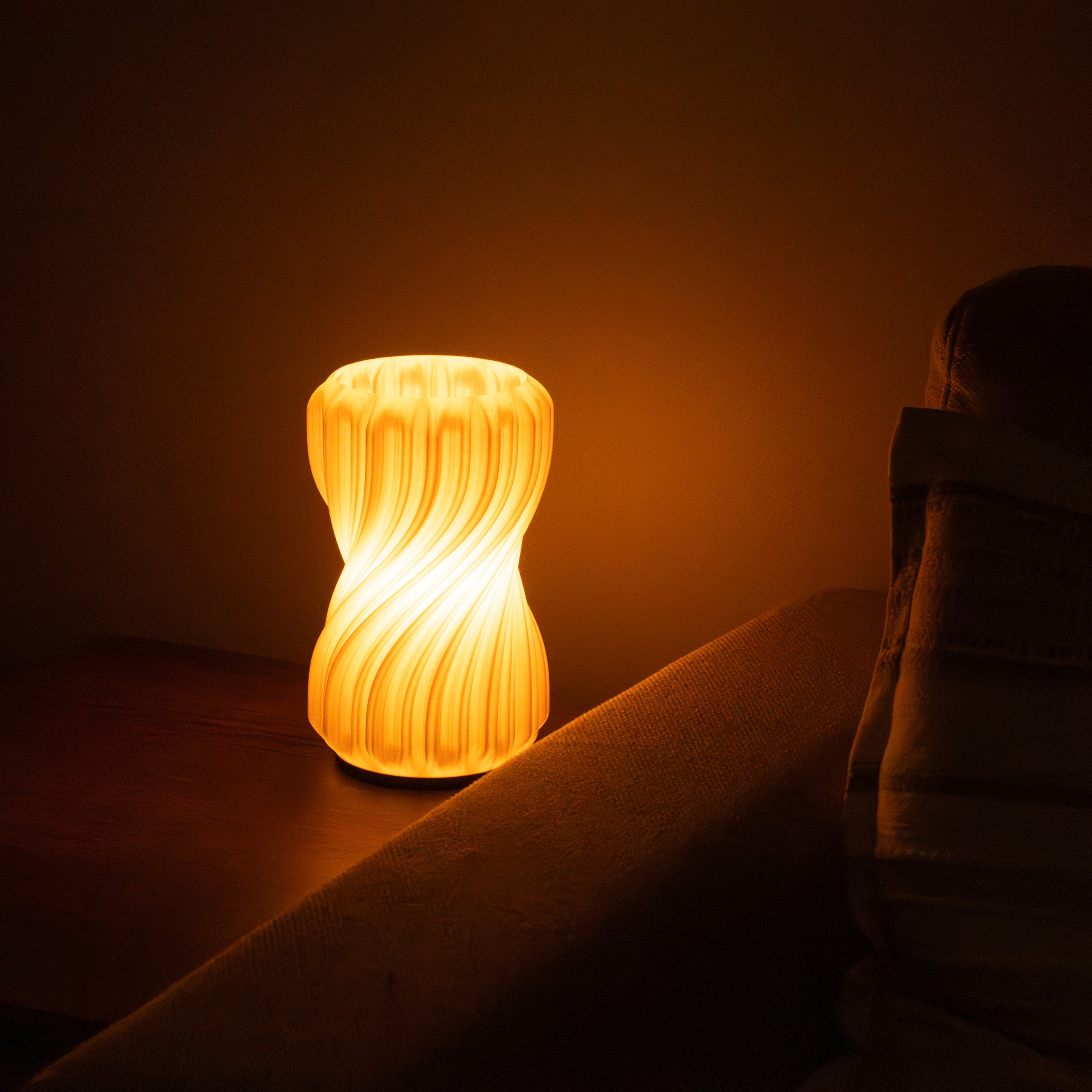 Mynd Treglød bordlampe